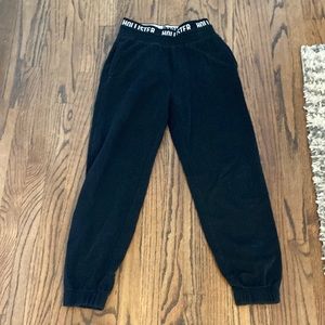 black hollister sweatpants with brand name waistband, size xs
